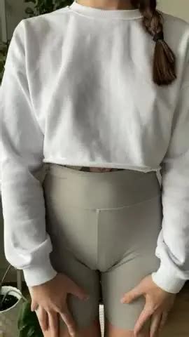 Would You Kiss My Fat Pussy Lips Scrolller