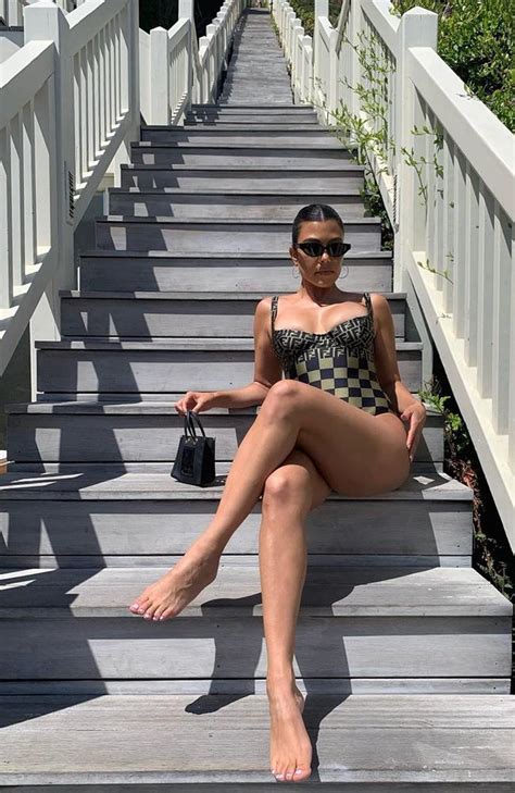 Models Revealing Bikini Outfit Best Celeb Pics Of The Week News Au Australias Leading