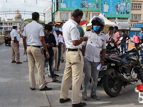 New Traffic Rules 2022 Now Challan Of Rs 2000 Will Be Deducted While