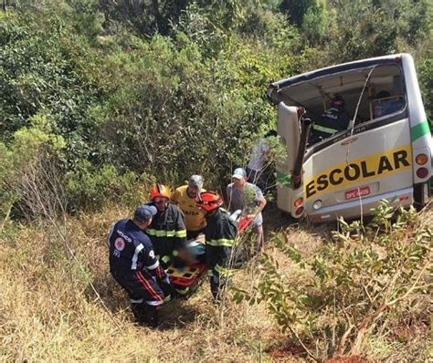 Jornal O Victoriano De Avar Acidente Nibus Escolar Deixa Mortos