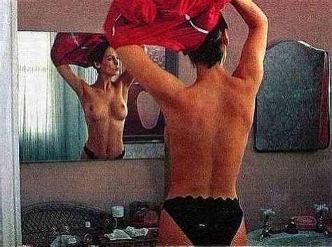 Sexy Veteran Actress Jamie Lee Curtis Nude Shots Porn Pictures Xxx