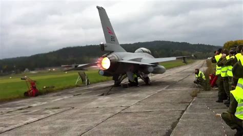 F-16 Full Afterburner - 11 litres fuel per second! - YouTube