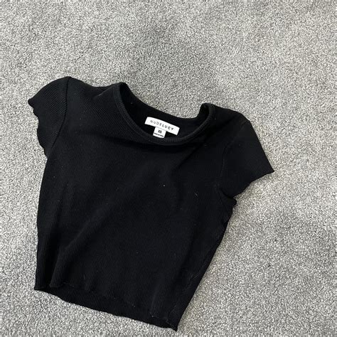 Cute Nude Lucy Black Bay Tee Such Good Material Size Xs Depop