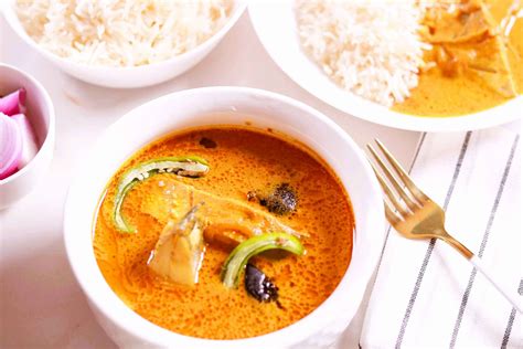 Authentic Goan Fish Curry Recipe | With Coconut Milk