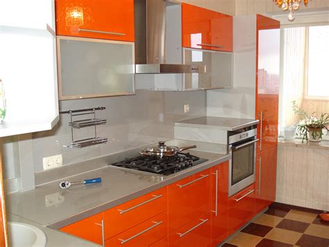 Маленькие встроенные кухни (72 фото) - фото - картинки и рисунки ...