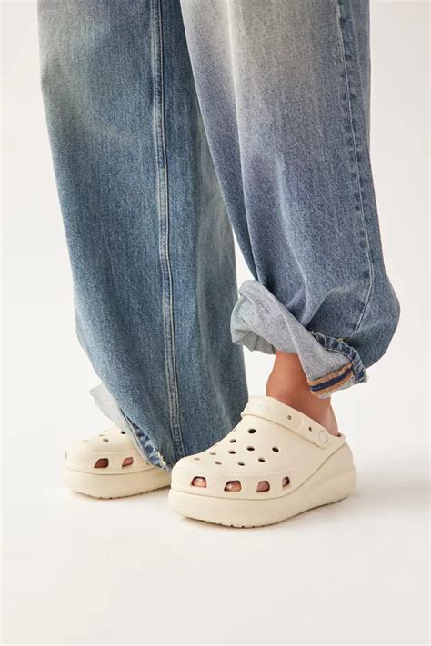 Crocs Classic Crush Clog | Urban Outfitters