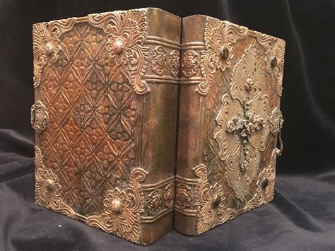 Antique Book Box - Buy Online on the Masters Fair with Delivery