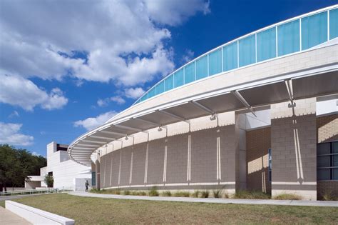 Parish Episcopal School Gymnasium — Gff