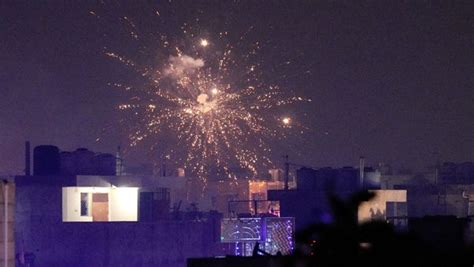 Despite Ban Firecrackers Burst In Delhi Air Quality Turns Very Poor