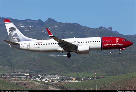 LN NIC Norwegian Air Shuttle Boeing 737 8JP WL Photo By Florencio