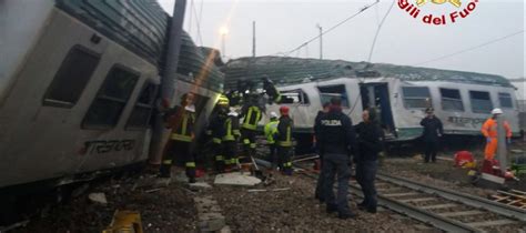 Cede Un Binario Deraglia Un Treno Di Pendolari Tra Pioltello E