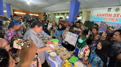 Beras Mahal Penjual Siomai Minta Anggaran Makan Siang Gratis Prabowo