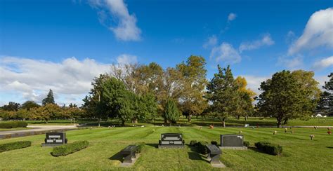 Graceland/Fairlawn Funeral Home, Cemeteries & Cremation Center