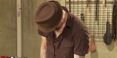 Amateur Cat First Time BDSM Experience With Maste Arcus Tnaflix