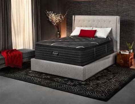 The Uncomfortable Truth About Stepmoms and Hotel Beds - ctplugx