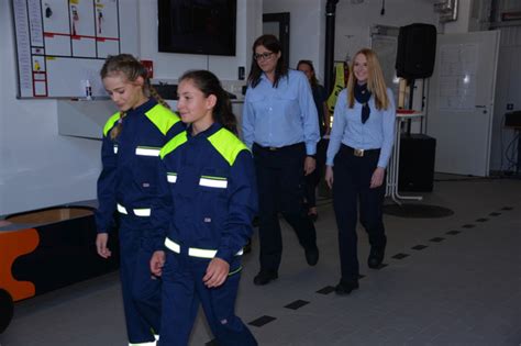 Wiesbadenaktuell Einweihung Der Neuen Feuerwache In Wallau Am Samstag