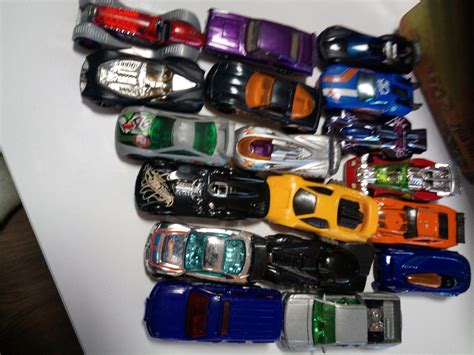 Kovov Aut Ka Hot Wheels Ks Plechov Box Aukro