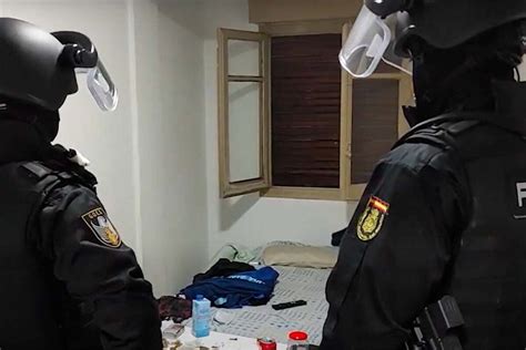 Piden años de cárcel por violación para una banda latina