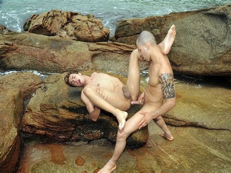 Horny Kenzo Enjoys Rough Bareback At The Beach XHamster