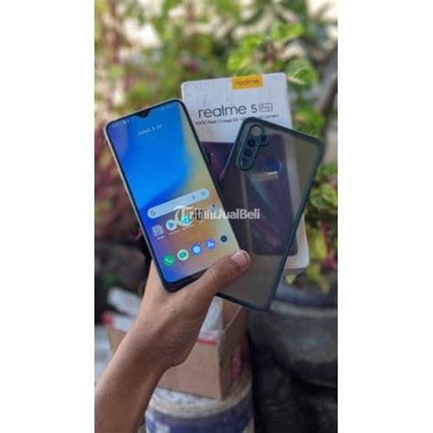 HP Realme 5 Pro RAM 8 GB Bekas Fullset Siap Pakai Harga Nego Di