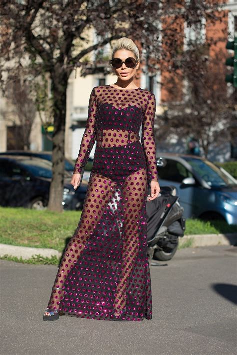 Foto A tendência da lingerie à mostra ganhou cada vez mais adeptas Purepeople