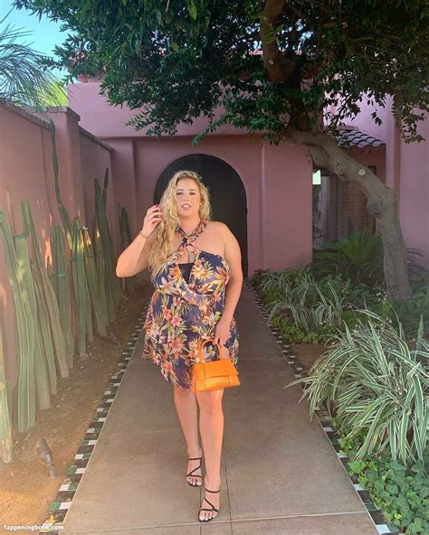 Lo Sangstaaa Lo Sangstaaa Nude OnlyFans Leaks Fappening Page 2 FappeningBook