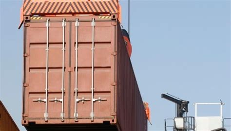 Jasa Sewa Dry Container Untuk Pengiriman Cargo