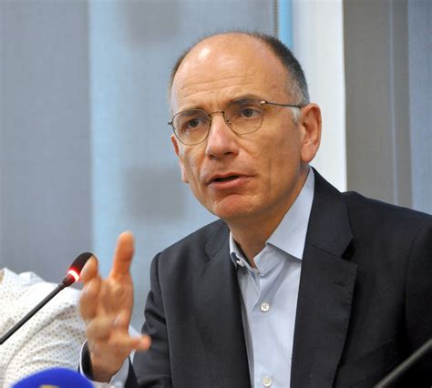 Enrico Letta La Nouvelle Calédonie est un laboratoire démocratique