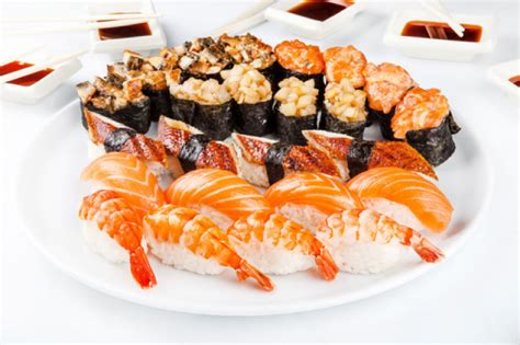 Запеченные суши с морепродуктами | Рецепты на FooDee.top