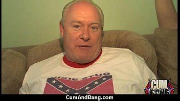 La Ragazza Nera Succhia Molti Cazzi Bianchi Nel Gruppo Redneck Xvideos