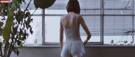 Waste Nude Pics Page