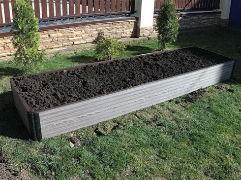 Грядки из ДПК от производителя Holzhof