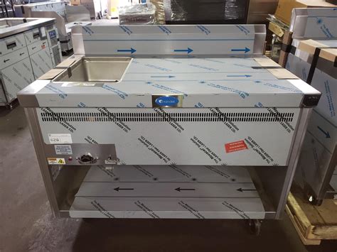 NEW RANDELL 9560 1 UTILITY STAND WITH LEFT SIDE DROP IN ELECTRIC HOT FOOD WELL Vision Equipment