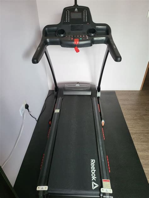 Reebok Treadmill Sports Equipment Exercise And Fitness Cardio