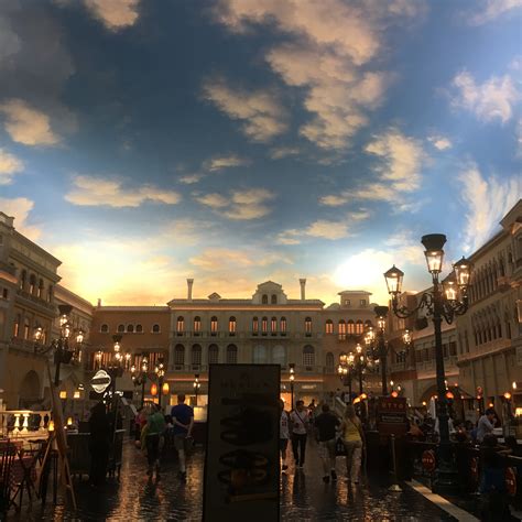 Otto Enoteca Pizzeria – Seb's Urban Adventures