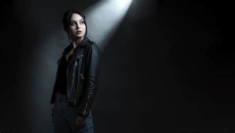 Three Tips to Make Your Backgrounds More Interesting | Fstoppers