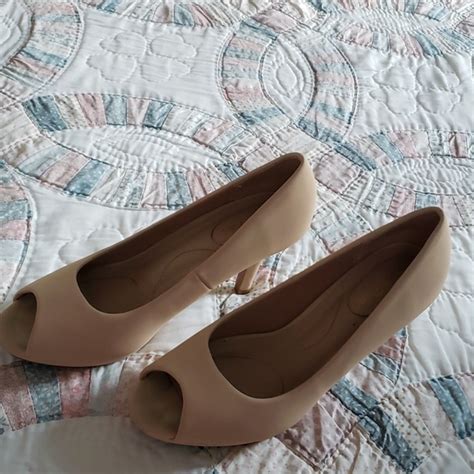Dream Pairs Shoes Nude Peep Toe Heels Poshmark