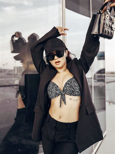 Avneet Kaur Oozes Hotness In Sexy Black Front Knot Bralette With Jacket Check Hot Pics