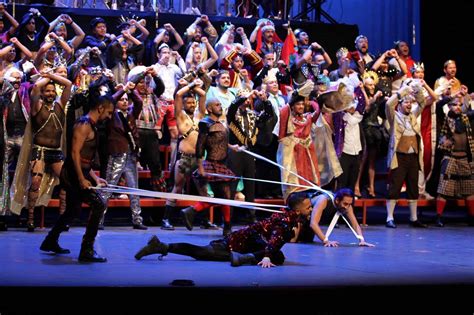 Coro Gay Ciudad de México conmemora años de lucha LGBTTTIQ