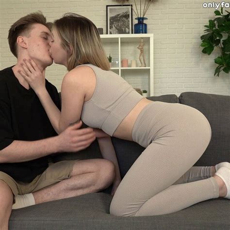 Stepsister Decided To Try Anal First Time With Stepbrother Creampie XHamster