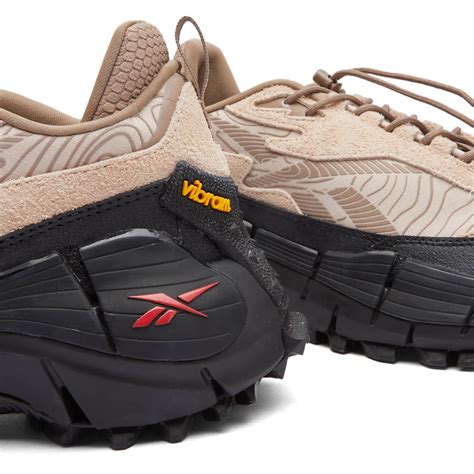 Reebok Zig Kinetica 2.5 Edge Soft Ecru, Taupe & Core Black | END. (GB)