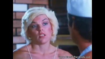 Dos Chicas Para La Polla Grande De Los A Os Setenta Xvideos