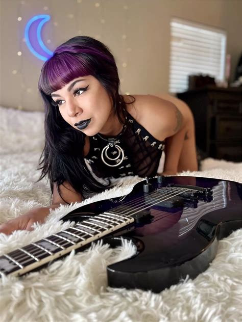 Id Rather You Bend Me Over Nudes Gonewildmetal Nude Pics Org