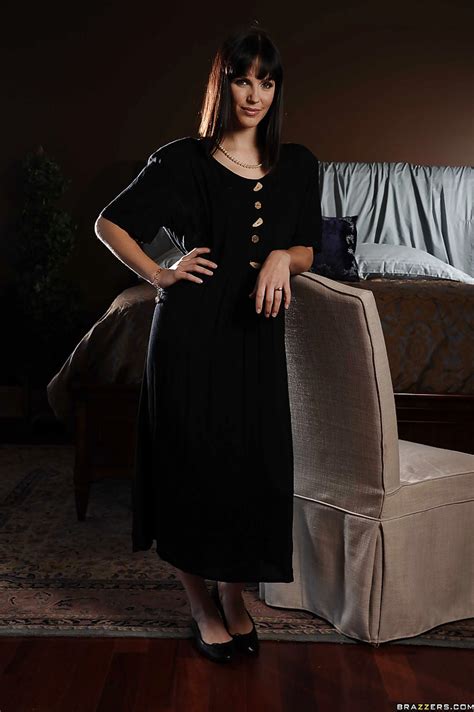 Seductive Milf Bobbi Starr Showing Cute Tits And Hairy Pussy Porn Pictures Xxx Photos Sex