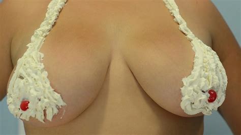 Free Busty Bikini Porn Videos XHamster