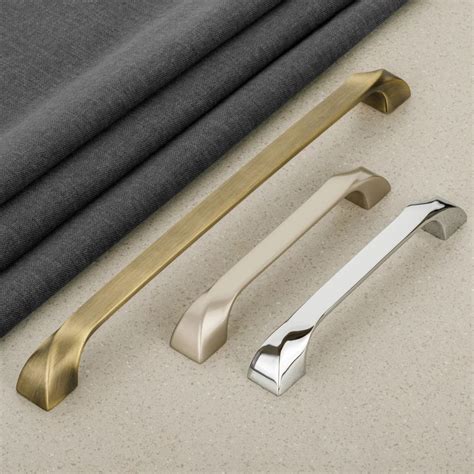 F 179 FINGERtouch Zinc Cabinet Door Handle At Rs 55 Piece Swati