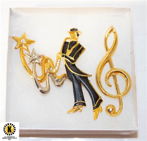 Vintage Lc Treble Clef Pin 2
