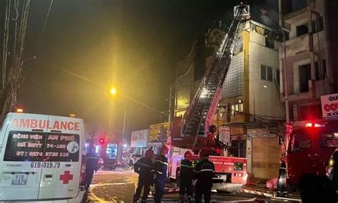 Vietnam Incendio In Un Bar Karaoke Morti