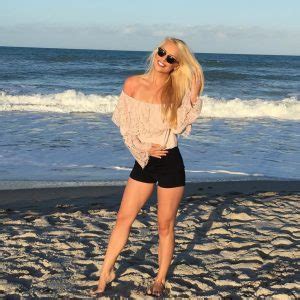 50 Hot And Sexy Britt McHenry Photos 12thBlog