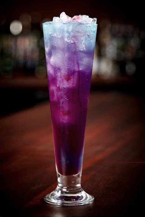 17 Easy Purple Cocktails - IzzyCooking